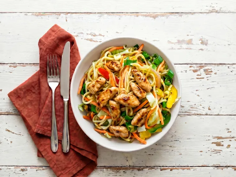 Chicken Hakka Noodles